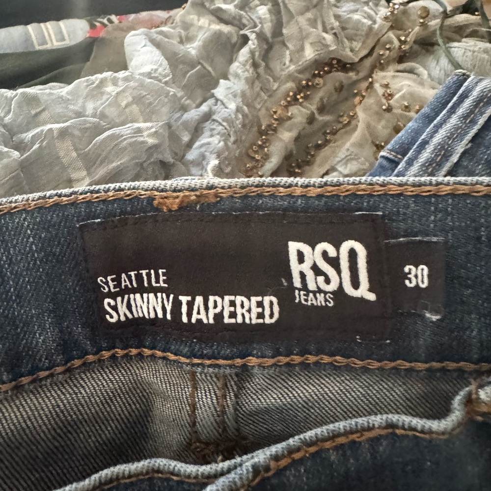 RSQ SEATTLE SKINNY TAPERED JEANS SIZE 30